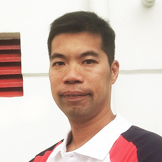 コーチ YAT TUNG WONG